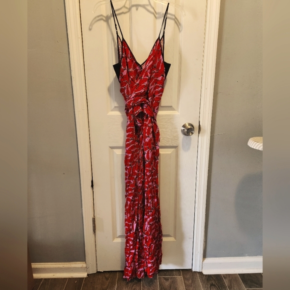 Diane Von Furstenberg v neck slide on spaghetti strap jumpsuit